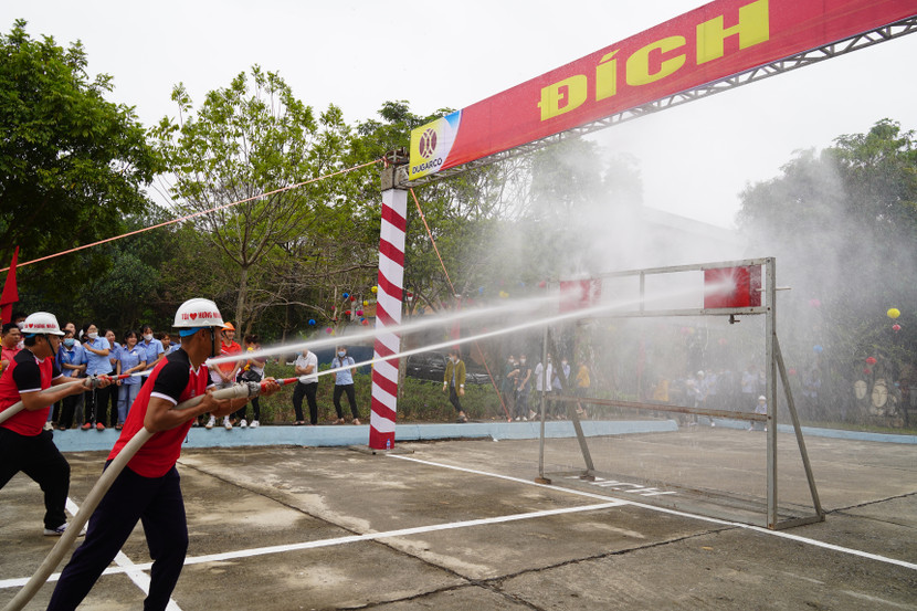 Nội dung thi phun tiêu điểm đội hình nam Nội dung thi phun tiêu điểm đội hình nam