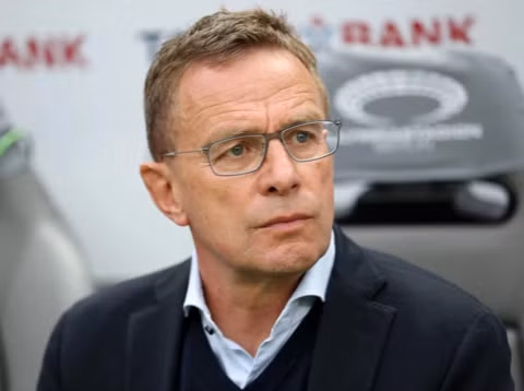 MU bổ nhiệm Rangnick làm HLV tạm quyền