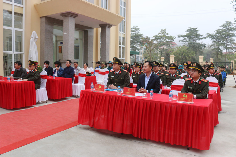 Các đại biểu dự lễ phát động Các đại biểu dự lễ phát động