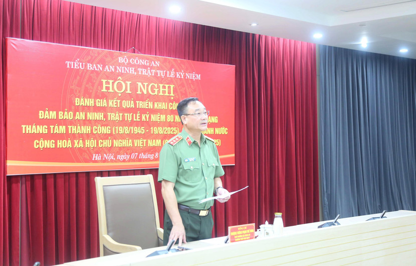 Thượng tướng Phạm Thế Tùng, Thứ trưởng Bộ Công an phát biểu chỉ đạo tại Hội nghị