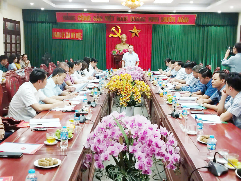 Đoàn công tác của Ban Thường vụ Thành uỷ do Trung tướng Nguyễn Thanh Tùng - Ủy viên Ban Thường vụ Thành ủy, Bí thư Đảng ủy, Giám đốc CATP Hà Nội làm trưởng đoàn kiểm tra công tác chuẩn bị Đại hội đại biểu Đảng bộ 12 xã trên địa bàn thành phố...