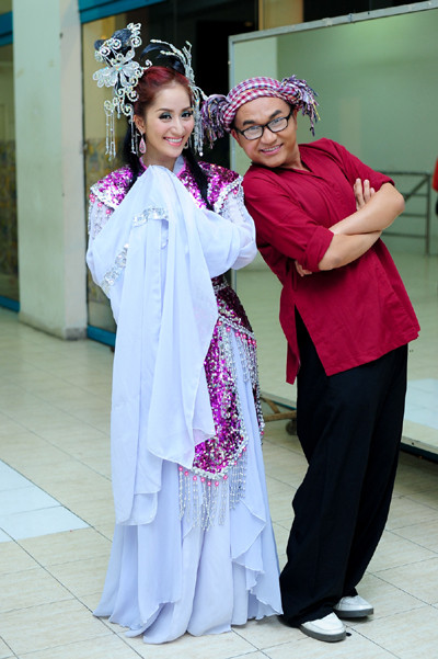 Khánh Thi hoá thân thành Hằng Nga xinh tươi bên chú Cuội Đại Nghĩa ảnh 4