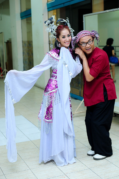 Khánh Thi hoá thân thành Hằng Nga xinh tươi bên chú Cuội Đại Nghĩa ảnh 3