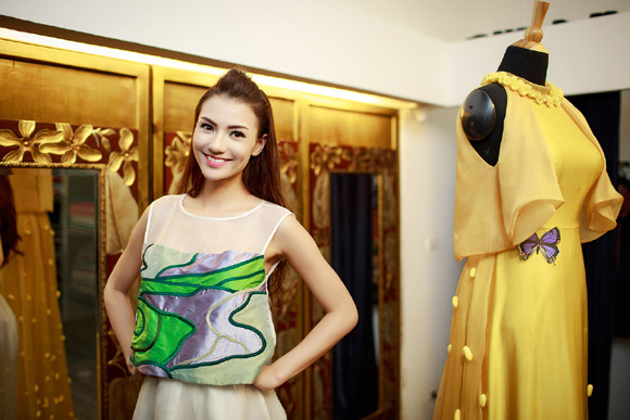 Hồng Quế “lột xác” trong trang phục của NTK Xuân Lê ảnh 6