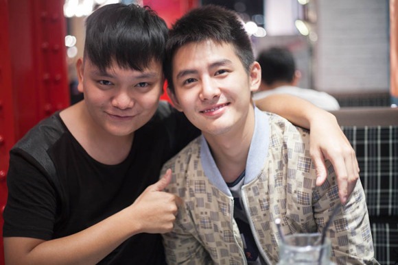 Hot boy Thái Lan Nick Pavich “rong chơi” Sài thành ảnh 6