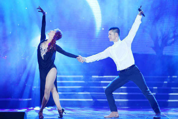 Khánh Thi mang “lửa yêu” đến cho Đức Tuấn ảnh 1