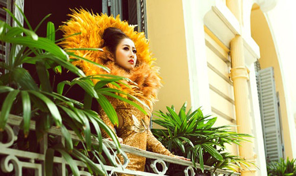 Mc Kim Trang hoá thân thành Nữ thần mặt trời ảnh 4 Mc Kim Trang hoá thân thành Nữ thần mặt trời ảnh 4