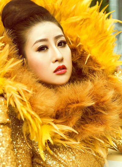 Mc Kim Trang hoá thân thành Nữ thần mặt trời ảnh 1 Mc Kim Trang hoá thân thành Nữ thần mặt trời ảnh 1