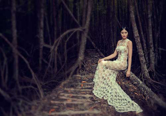 “Gái quê” Lê Thị Phương "lột xác", diện váy xuyên thấu nóng bỏng ảnh 1