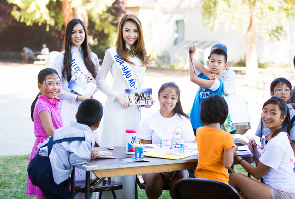 Hoa hậu gốc Việt Jennifer Chung tổ chức Trung thu cho trẻ em TP. San Jose ảnh 4