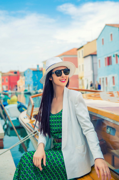 Hoa hậu Ngọc Hân lãng mạn tại Venice ảnh 8 Hoa hậu Ngọc Hân lãng mạn tại Venice ảnh 8