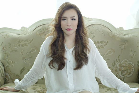 Hồ Quỳnh Hương khóc trong tuyệt vọng vì tình yêu bị chia lìa ảnh 3