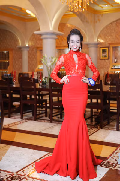 Thí sinh Hoa hậu Đại dương lộng lẫy trong trang phục dạ hội ảnh 4