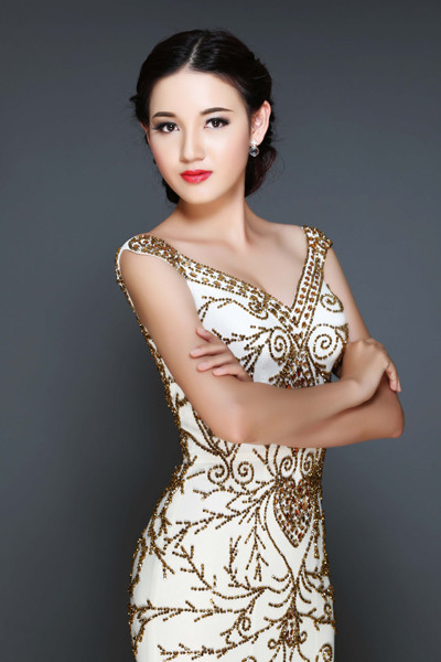 Hoa khôi Phương Thảo đẹp quyến rũ với đầm dạ hội ảnh 4 Hoa khôi Phương Thảo đẹp quyến rũ với đầm dạ hội ảnh 4