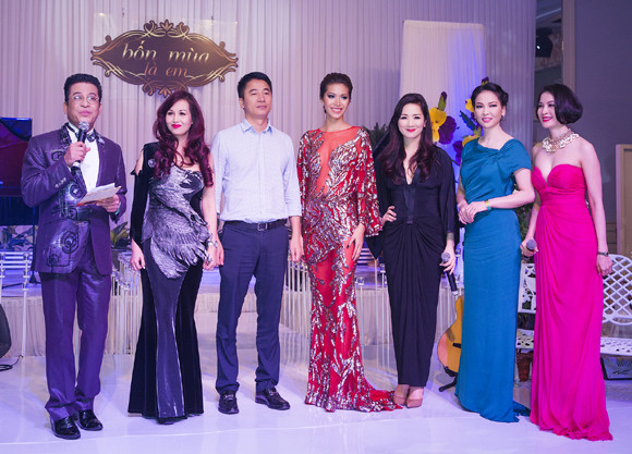 Hoa hậu Giáng My đấu giá bức tranh nghệ thuật làm từ vàng 24k ảnh 10