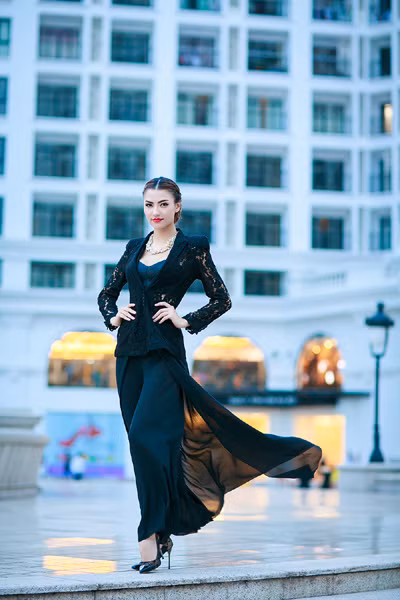 Hồng Quế sánh bước cùng mẹ đi dự sự kiện ảnh 4