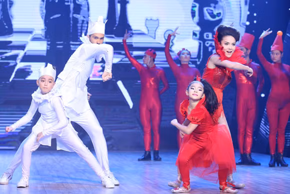 Hóa thân thành Beyonce, Linh Hoa đăng quang quán quân Bước nhảy Hoàn vũ nhí ảnh 16