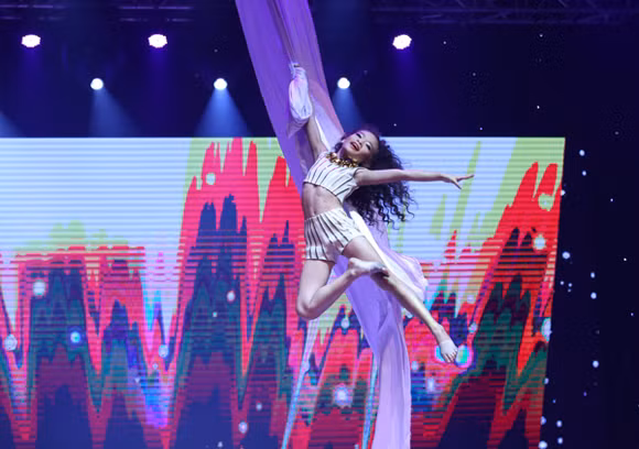 Hóa thân thành Beyonce, Linh Hoa đăng quang quán quân Bước nhảy Hoàn vũ nhí ảnh 15