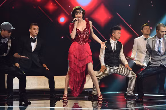 Hà Hồ “đốt cháy” sân khấu “The Winner Is” với vòng 1 nóng bỏng ảnh 3