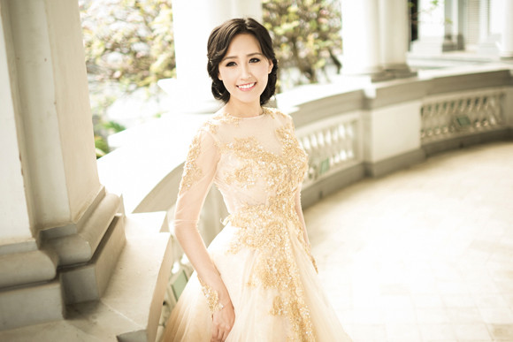 Hoa hậu Mai Phương Thuý diện váy dạ hội giá 70 triệu đồng ảnh 6 Hoa hậu Mai Phương Thuý diện váy dạ hội giá 70 triệu đồng ảnh 6
