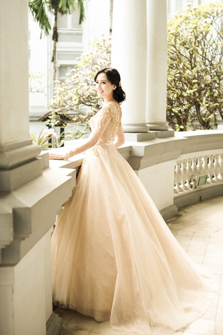 Hoa hậu Mai Phương Thuý diện váy dạ hội giá 70 triệu đồng ảnh 5 Hoa hậu Mai Phương Thuý diện váy dạ hội giá 70 triệu đồng ảnh 5