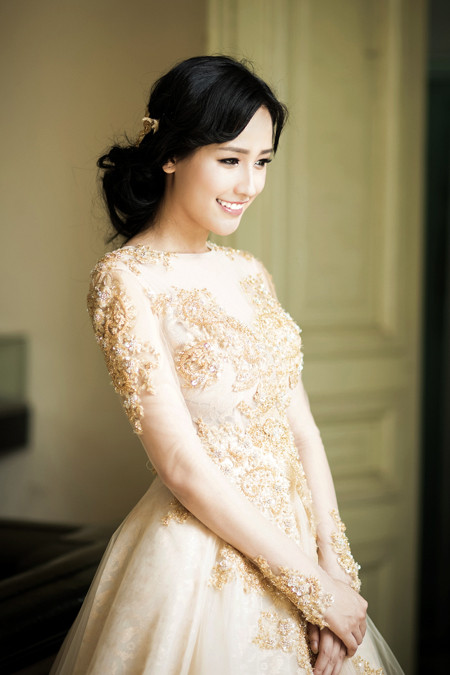 Hoa hậu Mai Phương Thuý diện váy dạ hội giá 70 triệu đồng ảnh 7 Hoa hậu Mai Phương Thuý diện váy dạ hội giá 70 triệu đồng ảnh 7