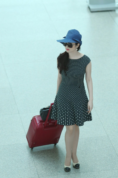 Hoa hậu Giáng My lên đường sang Ý làm MC ảnh 5