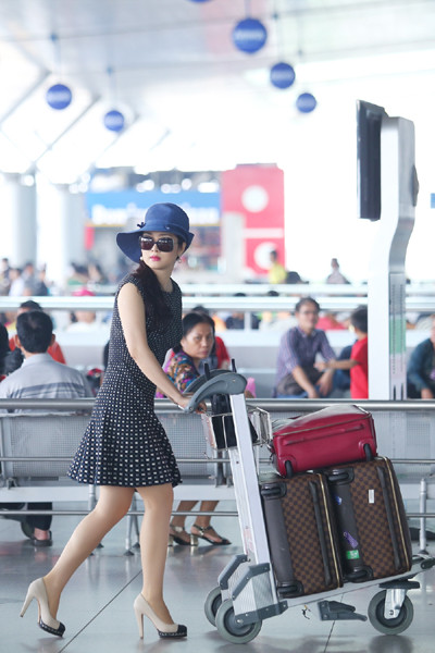 Hoa hậu Giáng My lên đường sang Ý làm MC ảnh 4