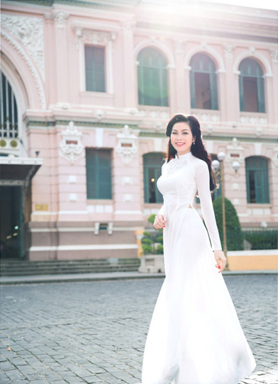 Người mẫu Dương Thủy khoe thân hình “thắt đáy lưng ưng” ảnh 4