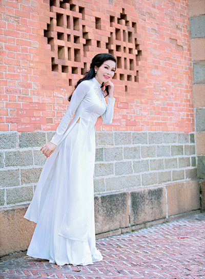 Người mẫu Dương Thủy khoe thân hình “thắt đáy lưng ưng” ảnh 9