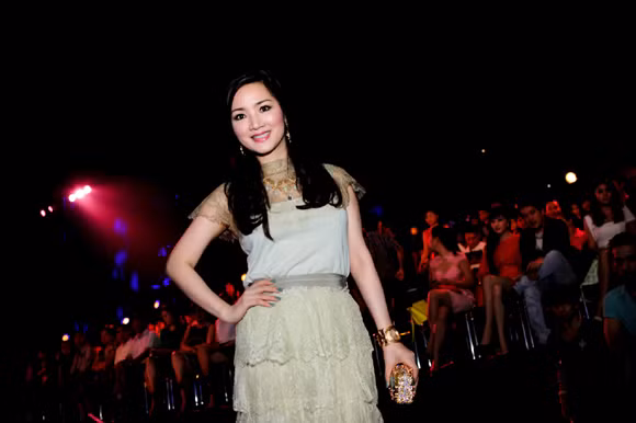 Hoa hậu Giáng My khoe vẻ đẹp không tuổi ảnh 8