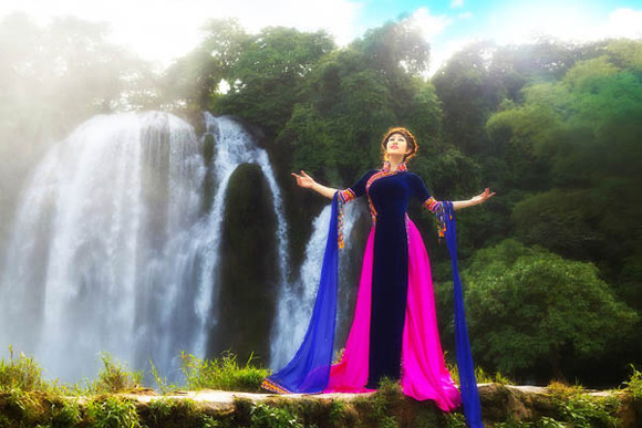 MC Kim Trang hoá thân tiên nữ miền sơn cước ảnh 5 MC Kim Trang hoá thân tiên nữ miền sơn cước ảnh 5