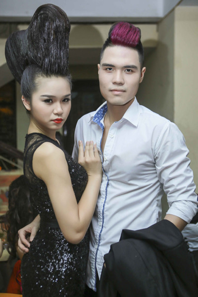 Dàn mẫu trẻ Venus đẹp lạ với thời trang tóc ấn tượng ảnh 15 Dàn mẫu trẻ Venus đẹp lạ với thời trang tóc ấn tượng ảnh 15