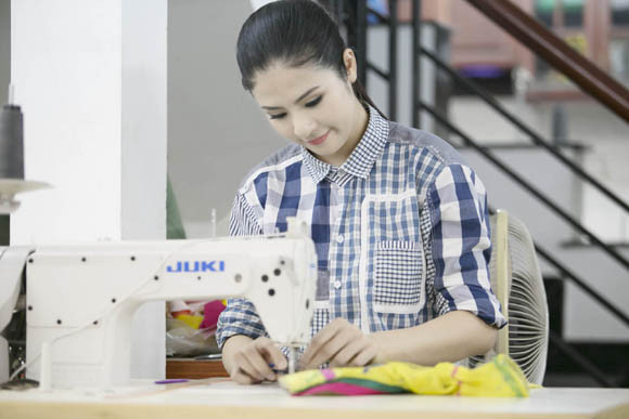 Ngọc Hân “nước rút” cùng bộ sưu tập áo dài ảnh 13 Ngọc Hân “nước rút” cùng bộ sưu tập áo dài ảnh 13