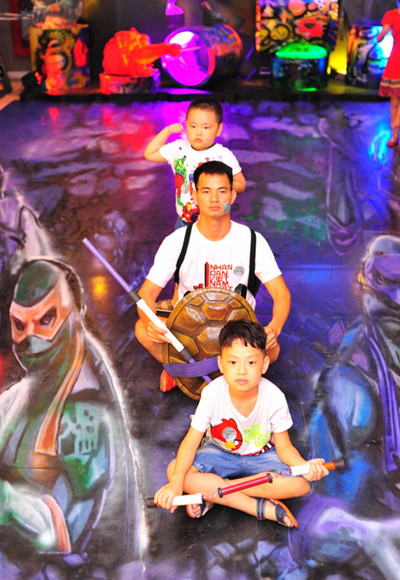 Xuân Bắc cùng hai quý tử quậy tưng bừng tại buổi ra mắt phim “Ninja rùa” ảnh 1