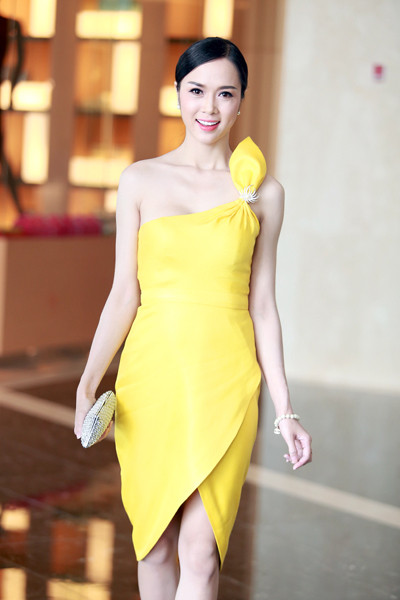 Top 3 Hoa hậu Việt Nam 2012 hội ngộ tại Hà Nội ảnh 9