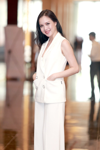 Top 3 Hoa hậu Việt Nam 2012 hội ngộ tại Hà Nội ảnh 10