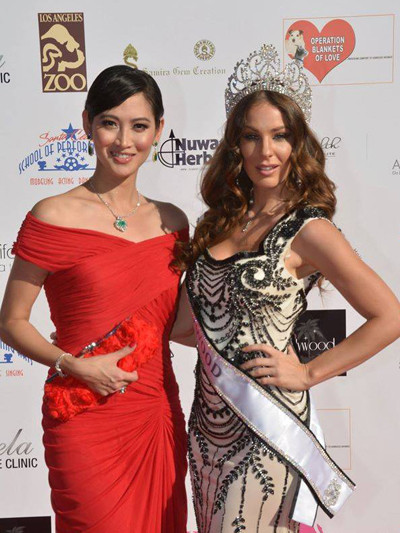 Elizabeth Thủy Tiên ngồi “ghế nóng” chấm thi hoa hậu ở Mỹ ảnh 2 Elizabeth Thủy Tiên ngồi “ghế nóng” chấm thi hoa hậu ở Mỹ ảnh 2