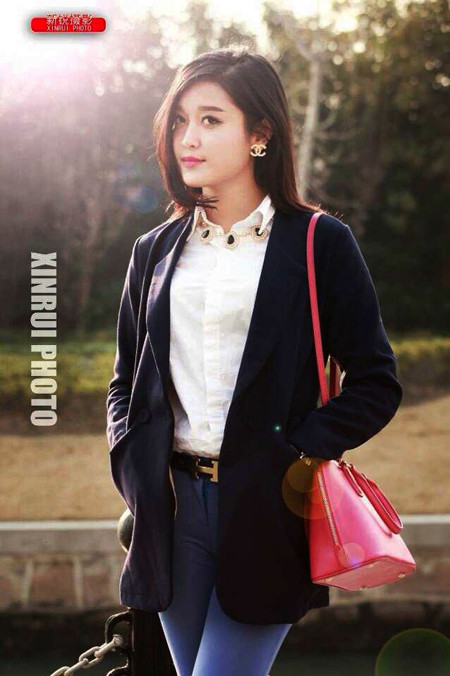 Siêu mẫu Huyền My xuất hiện trên tạp chí nước ngoài ảnh 2