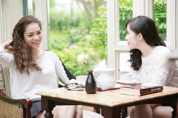 Quách An An tóc xù mộc mạc ra Hà Nội thăm “Cá sấu chúa” Quỳnh Nga ảnh 4