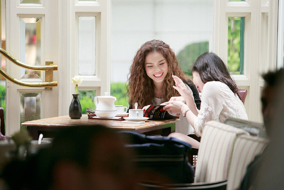 Quách An An tóc xù mộc mạc ra Hà Nội thăm “Cá sấu chúa” Quỳnh Nga ảnh 6