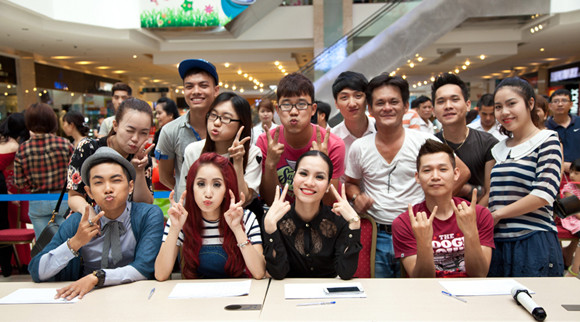 Khánh Thi diện… yếm trẻ trung đi tìm thí sinh bước nhảy hoàn vũ ảnh 9