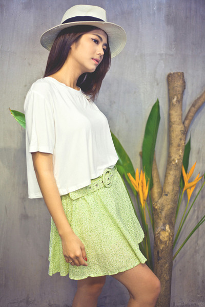 Người mẫu Phương Linh rạng rỡ với trang phục mùa hè ảnh 2 Người mẫu Phương Linh rạng rỡ với trang phục mùa hè ảnh 2