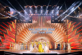5.000 khán giả phủ kín đêm chung kết Miss Grand Vietnam 2026