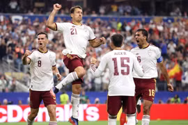 Xuất sắc đánh bại Pháp, Tây Ban Nha vào chung kết World Cup 2026