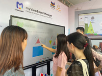 Hào hứng trải nghiệm tại Ngày hội công nghệ thông tin và STEM Hà Nội