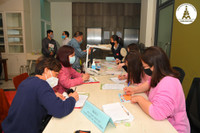 Đăng ký vào lớp 1, phụ huynh xếp hàng từ tờ mờ sáng