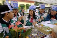 [Ảnh] Cùng xem học sinh tạo lập hệ thống tưới cây tự động trong 9 ngày nghỉ Tết Tân Sửu