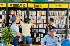 Xử lý hàng loạt vụ việc vi phạm về hàng hóa dịp cuối năm