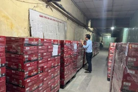 Gần Tết, phát hiện hơn 3.200 thùng bia ngoại không rõ nguồn gốc